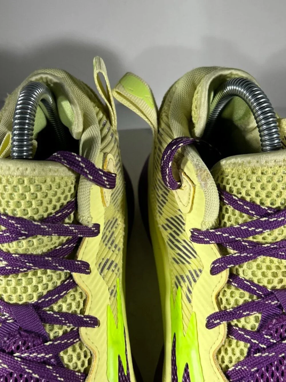 Adidas Dame 8 Dame Time Basketball Shoes Mens Boys Size 6 Purple Yellow Sneakers
